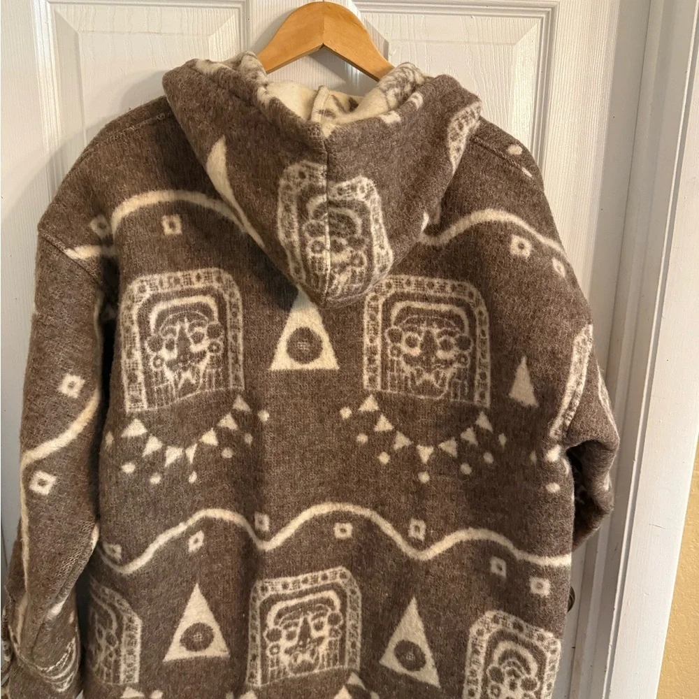 Reywear HEAVY Wool Jacket with Hood Handmade in Ecuador - Picture 2 of 4